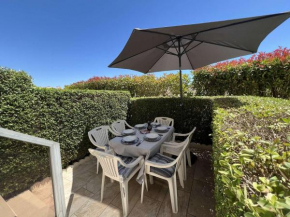 Studio Cabine au Grau-du-Roi: Proche Mer, Terrasse, Parking Privé, 4 Couchages - FR-1-307-265